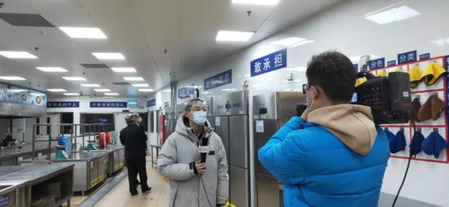 筑牢安全防線，守護(hù)舌尖健康——市場監(jiān)管部門深入海天大劇院酒店開展復(fù)工前餐飲管理專項(xiàng)指導(dǎo)紀(jì)實(shí)