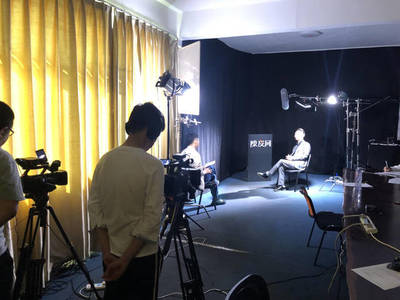 《海南新聲》開(kāi)機(jī) 用鏡頭記錄自貿(mào)港建設(shè)者的奮斗故事